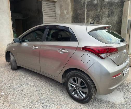 HYUNDAI HB20 1.0 COPA DO MUNDO FIFA 12V FLEX 4P MANUAL HYUNDAI HB20 1.0 COPA DO MUNDO FIFA 12V FLEX 4P MANUAL